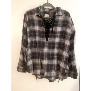 EUC - American Eagle Lace Up Pull Over Plaid Shirt - Oversized Fit (Size L)